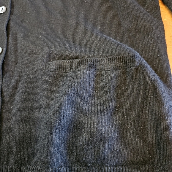 TSE Silk Cashmere Blend Boyfriend Style Cardigan Black Size Medium Quiet Luxury - Picture 8 of 10